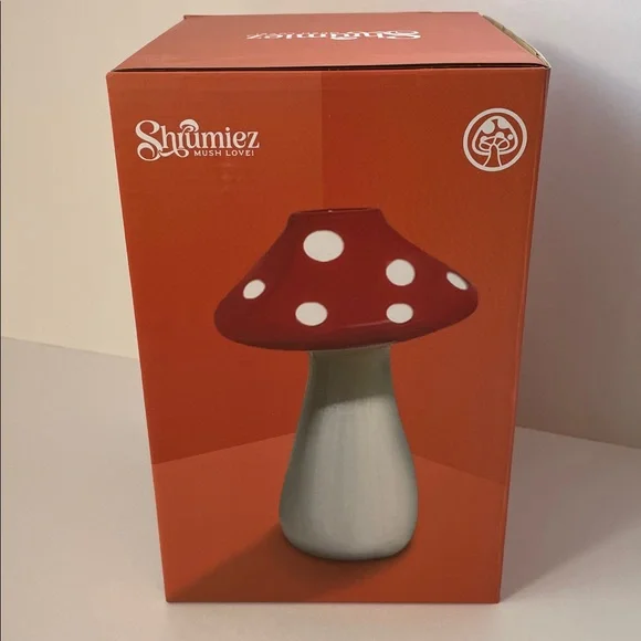 NIB Ceramic Red & White Mushroom Vase - Decorative Home Accent - Picture 3 of 6